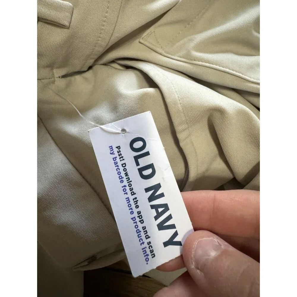Old NAVY Active Dress Pants 30x32 Cream Tech Hybrid Slim 4 Way Stretch Light NWT